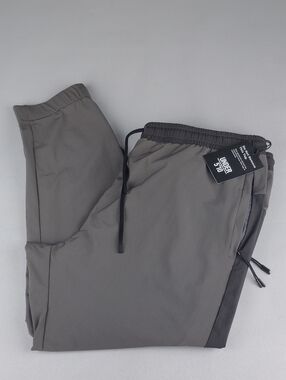 Under 5'10 Men's Athletic Jogger.